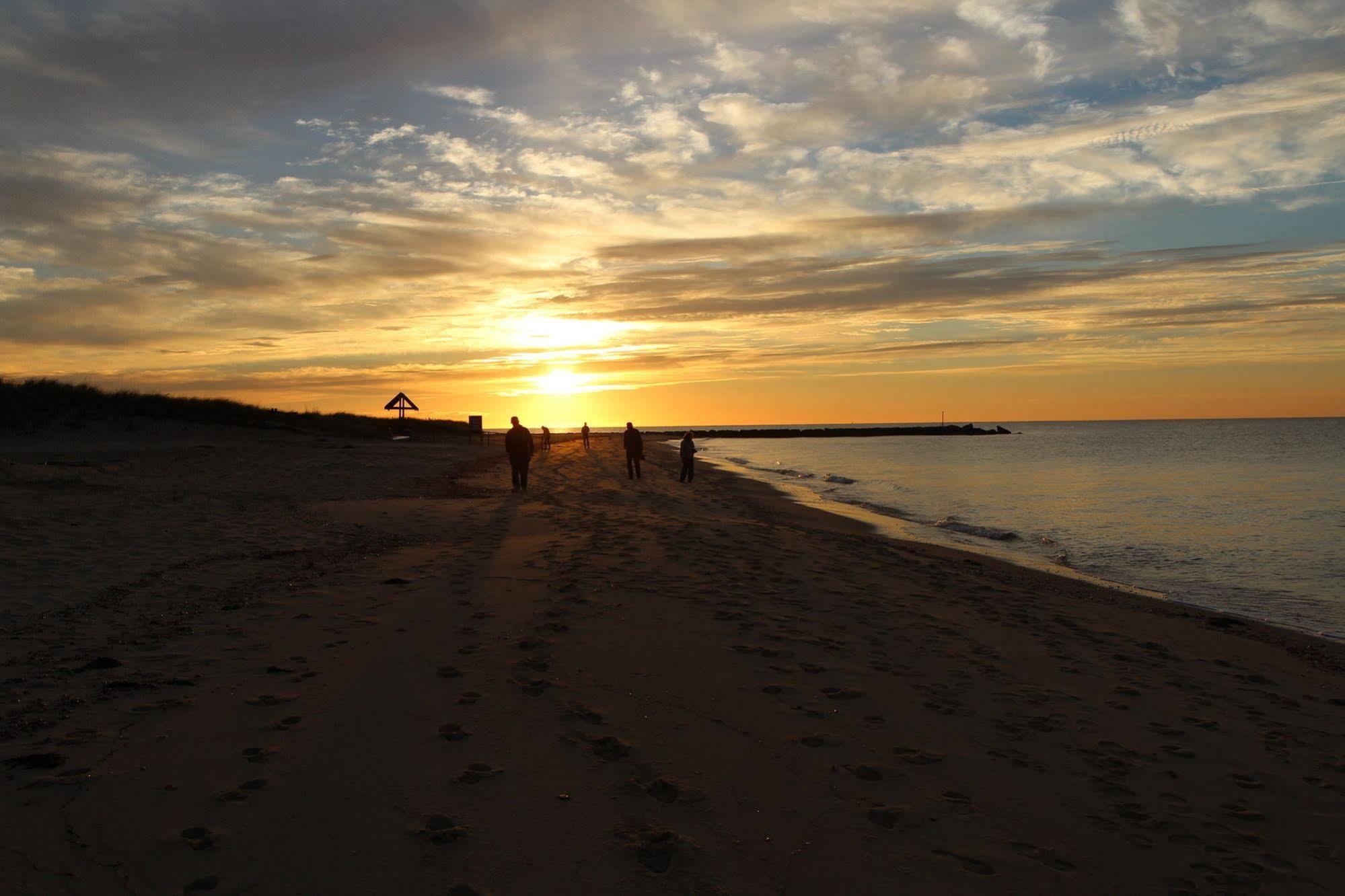 Edgewater Beach Resort, A Vri Resort Dennisport Exteriör bild